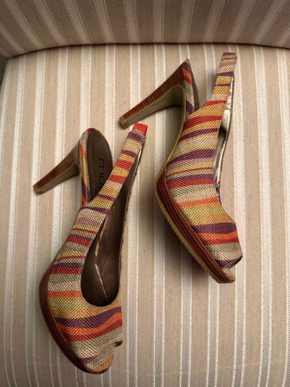 Adorable Moda Spana striped peeptoe shoes - Picture 5 of 5